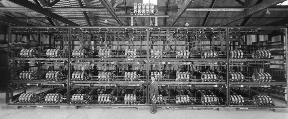 The mainframe machinery of the first Julius Tote being assembled