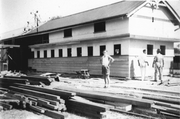 Image of the Julius tote building construction