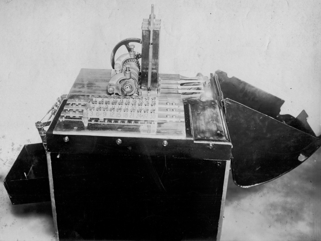 An image of a J1 Ticket Issuing Machine